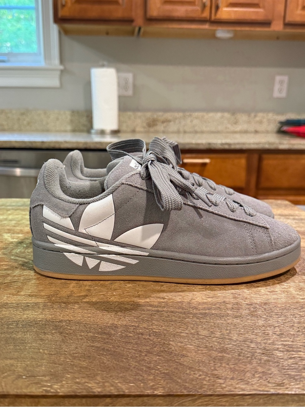 Adidas Campus 00s Trefoil Grey White Gum Sneakers